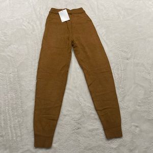 Morrisday brown hike it joggers size small